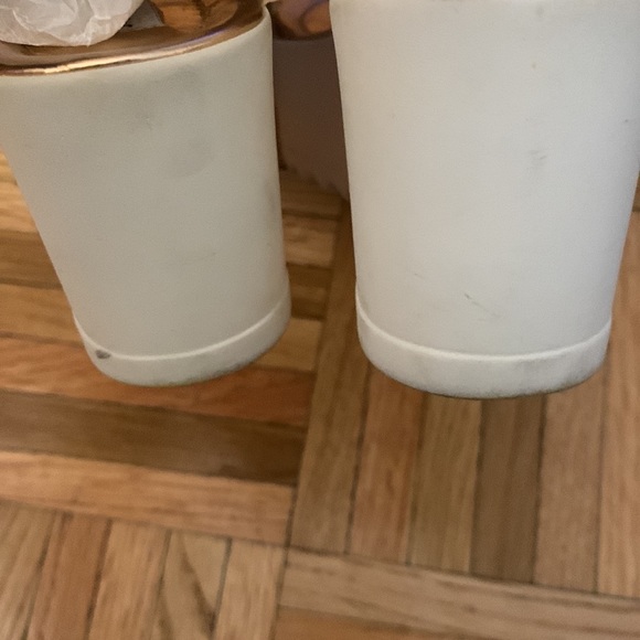 Steve Madden Has platform Sandals - Picture 12 of 13